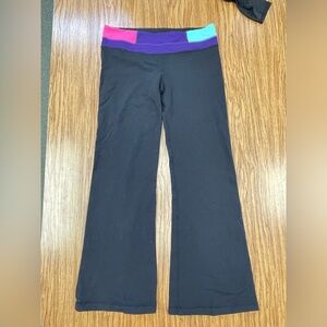 (SOLD) Lululemon Size 12 Wide Leg Leggings